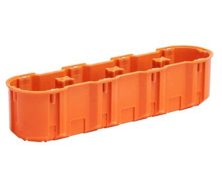 Коробка установча 4-кратна глибока для бетону з шурупами SIMET M4x60DF