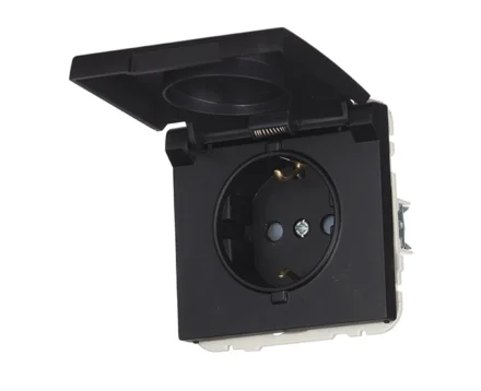 Розетка 1-на з кришкою 2P+Z, ШУКО Efapel Apolo 16А, 250V чорний матовий