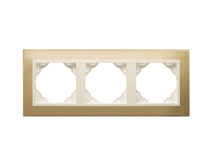 90930 TOP Рамка потрійна універсальна LOGUS Золото з пласт. вставкою перламутр