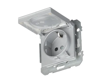 Розетка 1-на з кришкою 2P+Z, ШУКО SIEMENS LINE 16А, 250V, алюміній