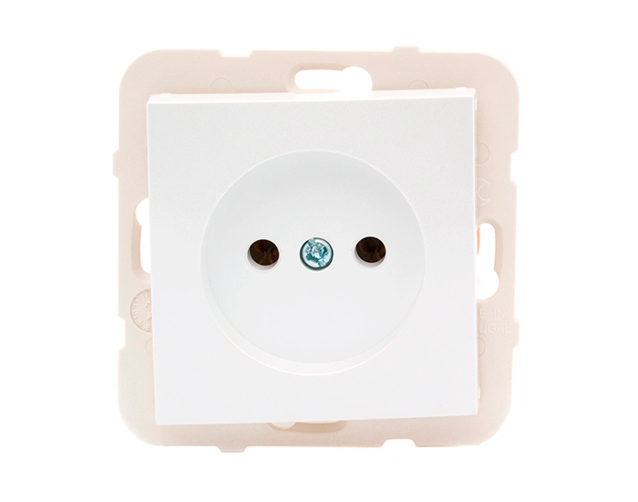 21121 TGE Розетка одинарна без з/к LOGUS 16А, 250V, металік крижаний