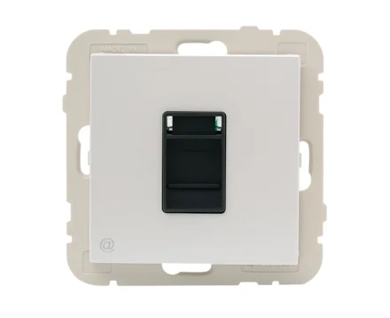 Розетка комп'ютерна LOGUS RJ45 5e металік крижаний