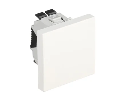 Вимикач 1кл. 10АХ, 250V, EFAPEL QUADRO білий матовий