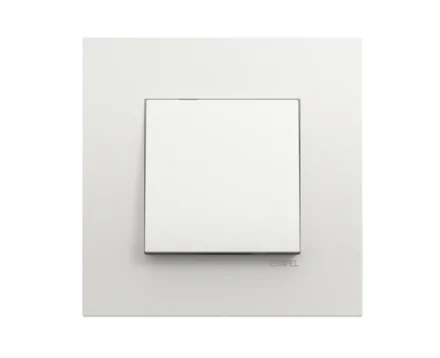 Вимикач 1кл. 10АХ, 250V, EFAPEL QUADRO білий глянцевий