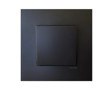 Кнопка дзвінка EFAPEL QUADRO чорний матовий