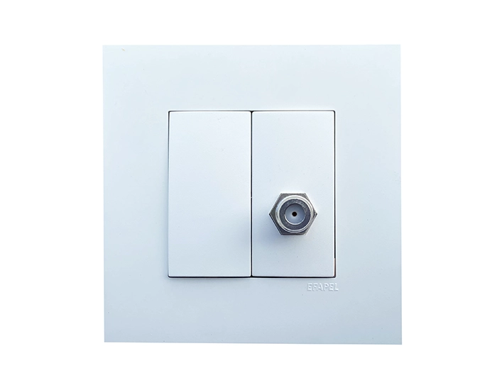 4697912 SBR Розетка TV базова EFAPEL QUADRO тип F білий глянцевий