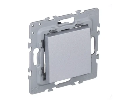 Вимикач 1кл. сход. EFAPEL Latina 10АХ, 250V, алюміній