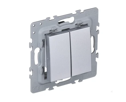 Вимикач 2кл. сход. EFAPEL Latina 10АХ, 250V, алюміній