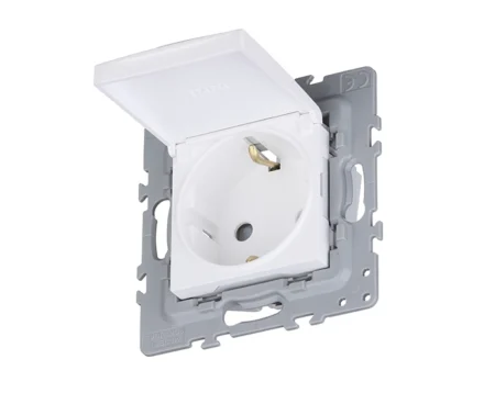 Розетка 1-на з криш. з з/к, ШУКО EFAPEL Latina 16А, 250V білий матовий