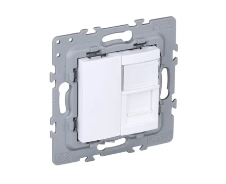 Розетка PC EFAPEL Latina RJ45 5e білий глянцевий