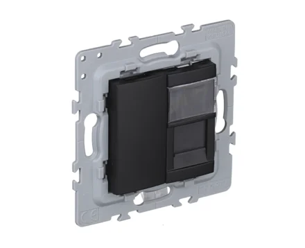 Розетка PC EFAPEL Latina RJ45 5e, чорний матовий