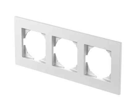 Рамка 3-на універс. TEM LOGIQ FLAT, біл.