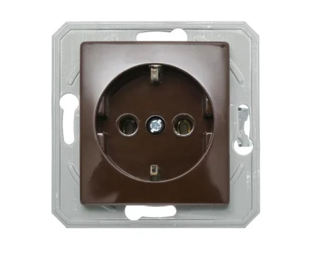 Розетка одинарн. з з/к 250V/16A ТЕМ EKONOMIK без рамки, шоколад