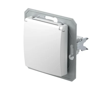 Розетка з кришкою, з з/к, 250V/16A ТЕМ EKONOMIK без рамки, біла