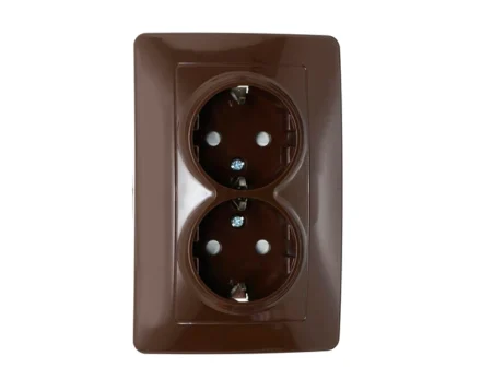 Розетка подвійна, з з/к, 250V/16A ТЕМ EKONOMIK шоколад