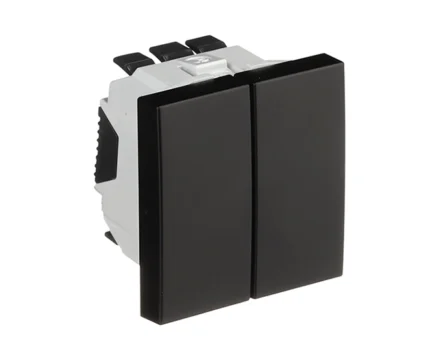 Вимикач 2кл. сход. EFAPEL QUADRO 10АХ, 250V, чорний матовий