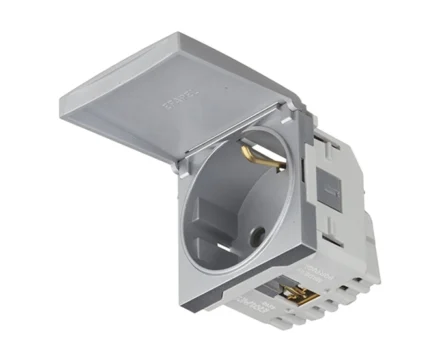 Розетка 1-на з криш. з з/к, ШУКО EFAPEL QUADRO 16А, 250V алюміній