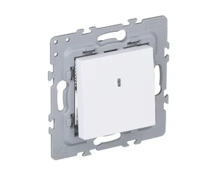 Вимикач 1кл. з підсв. EFAPEL Latina 10АХ, 250V, білий матовий