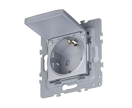 Розетка 1-на з кришк. з з/к, ШУКО EFAPEL Latina 16А, 250V, алюміній