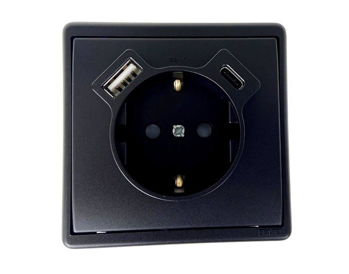 50137 TPM_1 Розетка 2P+E 230V/16A з зар.прист. USB тип A+C Efapel Apolo чорний матовий